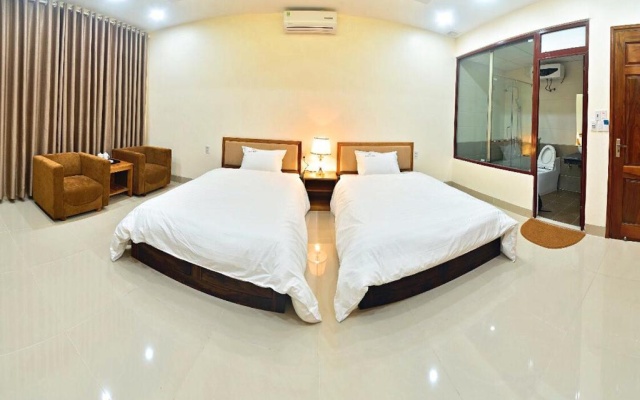 Ruby Hotel – Guest Rooms – Nam Dinh