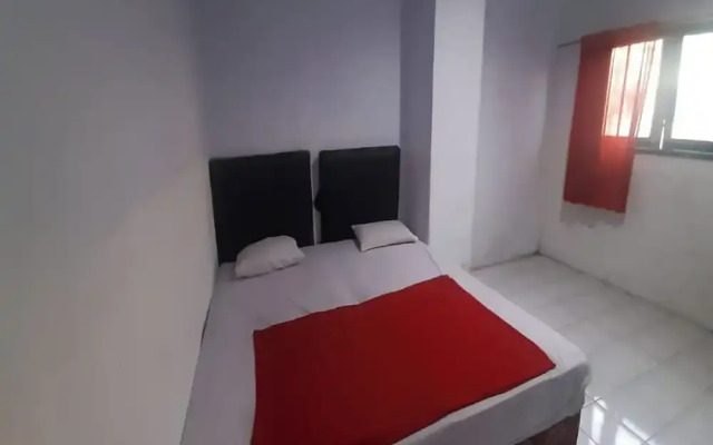 OYO 93168 Permata Ria Hotel