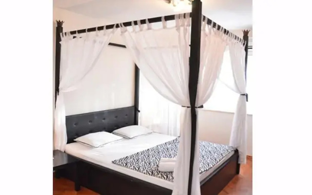Hostel Kalonis