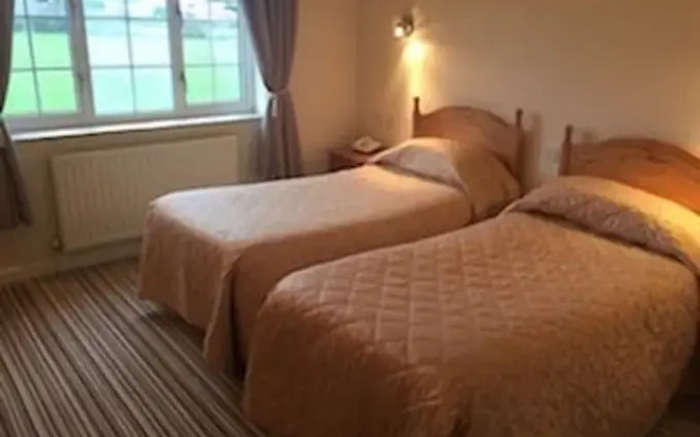 Dormy House Hotel