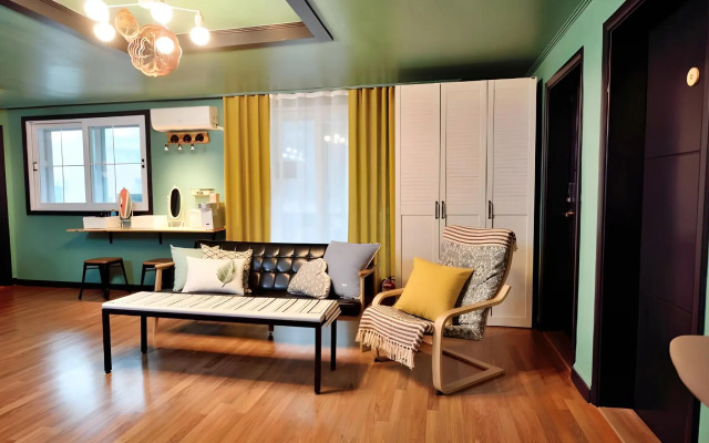 The One Hostel Hongdae