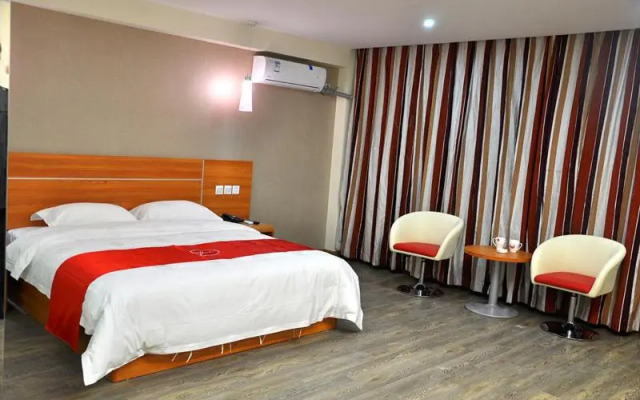 Thank Inn Plus Hotel Henan Zhoukou Chuanghui District Gongnong Road