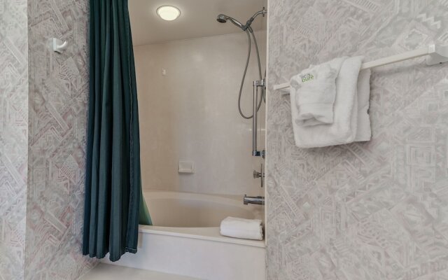 Vista Verde North by Vtrips