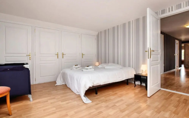 Durbuy Luxe Villa With Pool