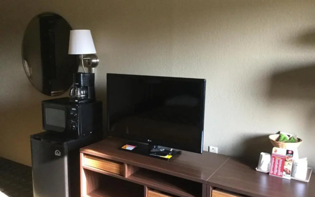 Super 8 Youngstown/Austintown