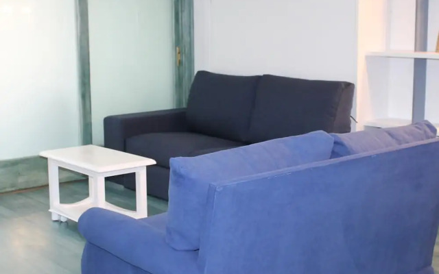 Avenida 5C in Roses With 2 Bedrooms and 2 Bathrooms