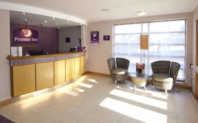 Premier Inn Christchurch / Highcliffe
