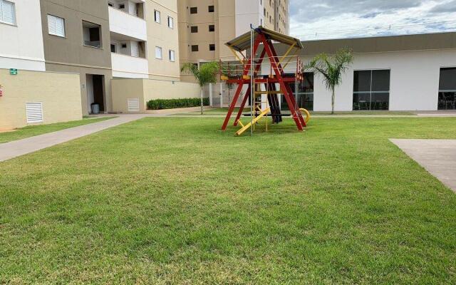 Apartamento com piscina e academia
