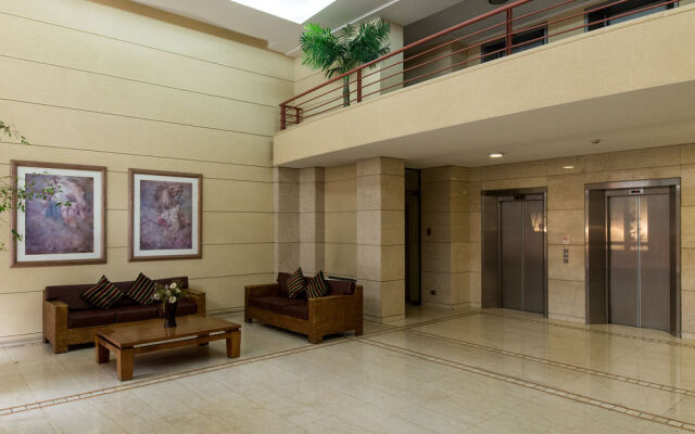 Seven Apart Hotel