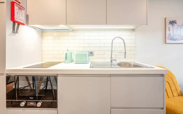 Bairro Alto Prime Studio I by Homing