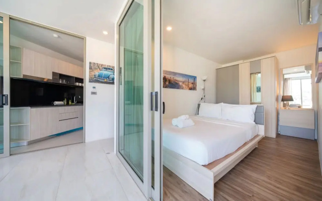 Sea View 2BR Apartment C35 at Oceana