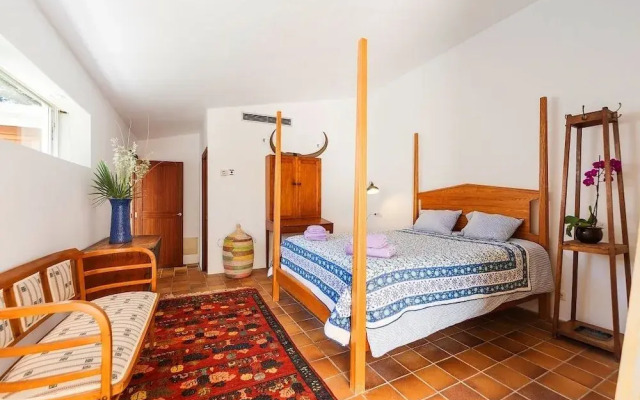 Mallorca front line property sea access