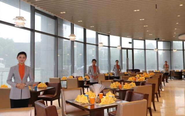 Jingling Shihu Garden Hotel
