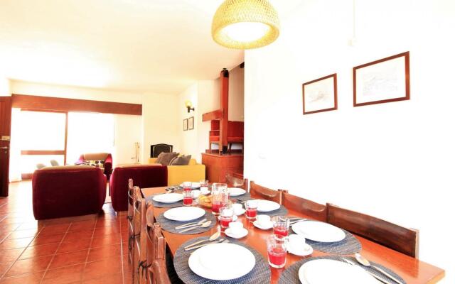 Albufeira Traditional Villa With Pool by Homing