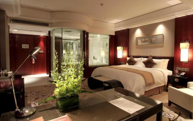 Zhong Lian Yuehai International Hotel
