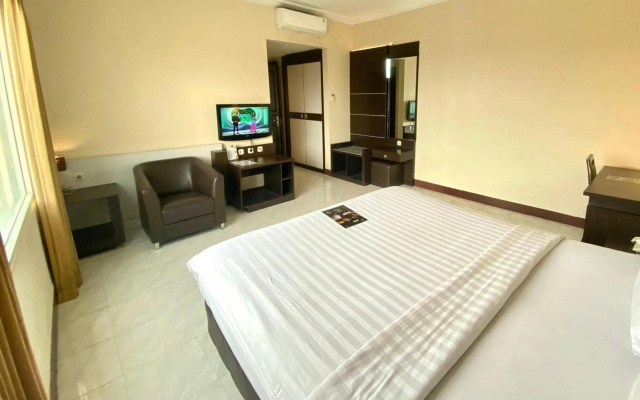 Hotel 88 Diponegoro