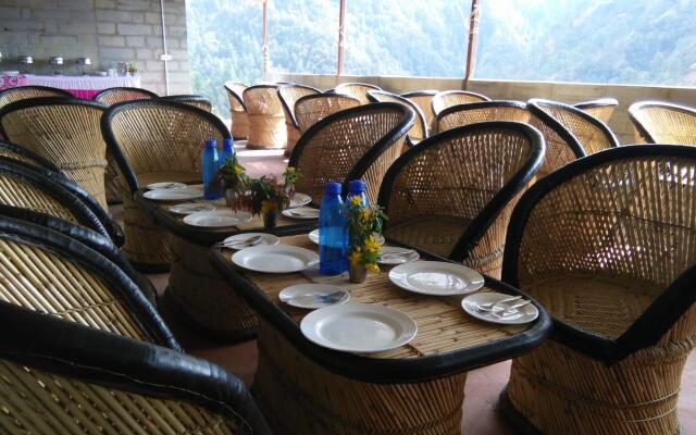 PineHills Nature Camp