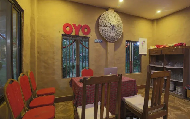 Oyo 355 River Park International Resort
