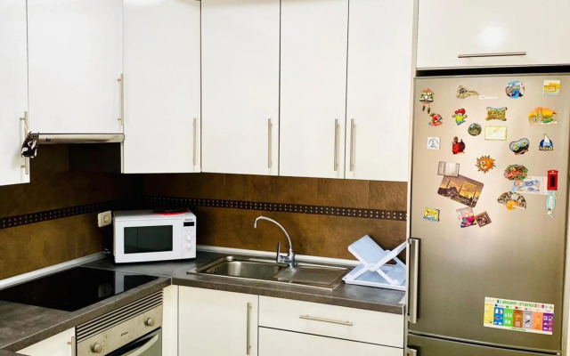 Enjoy Sunsets at Fully Equipped 2BR Oceanside View