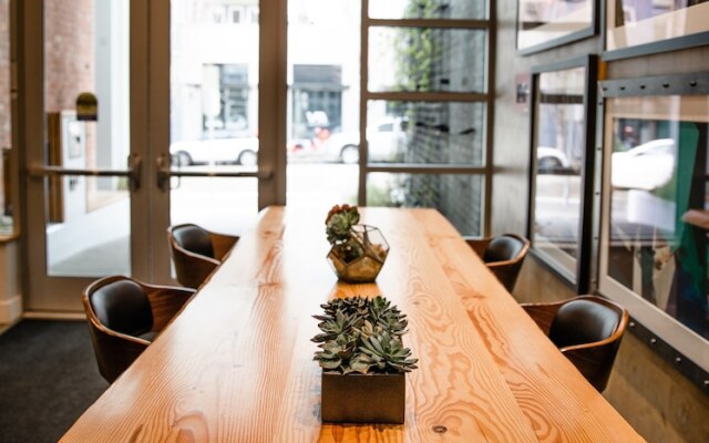 Domicile Suites at Mark on 8th