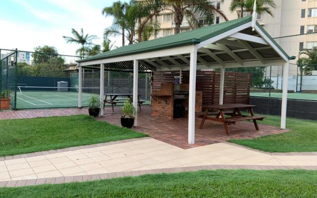 Burleigh Gardens North Hi-Rise Holiday Apartments