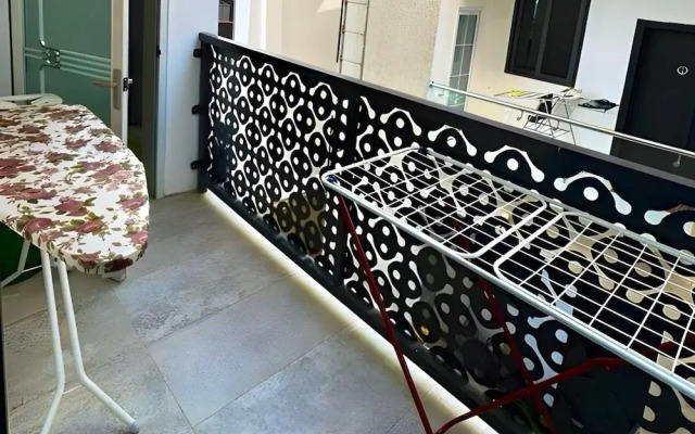 2BR Apartment With Pool and Wifi Near Airport