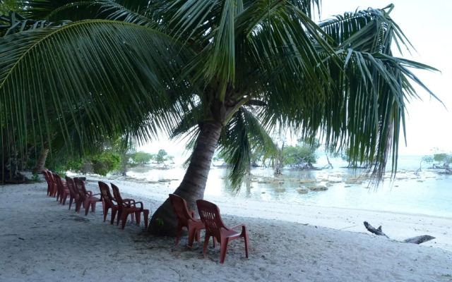 Coconhuts Beach Resort-Neil Island