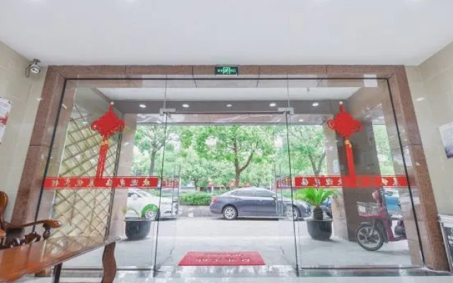 Shanghai Chenyue Motel
