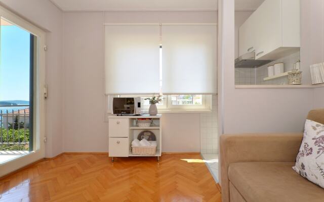 Mar deLuxe Apartments