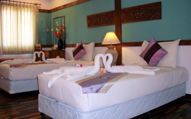 B2 @ Samui Beach Resort