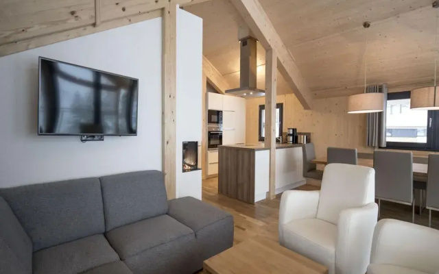 Nice Chalet With Balconies