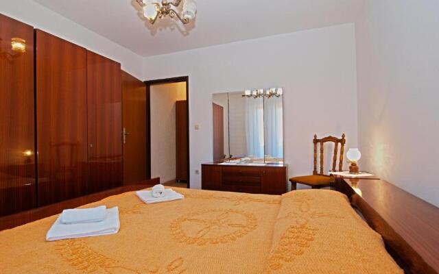 Apartment Marcana 1382