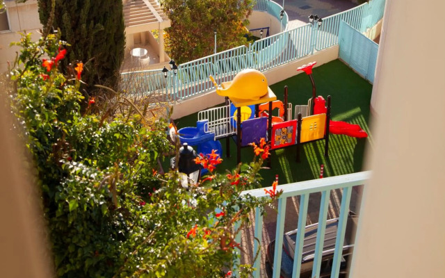 Seven Garden Alhada Suites