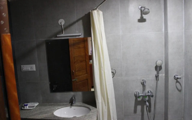 Aparupa Sands Marina Beach Resort