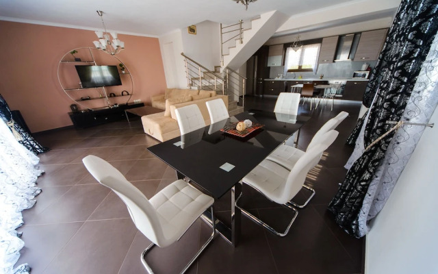 Villas Hanioti