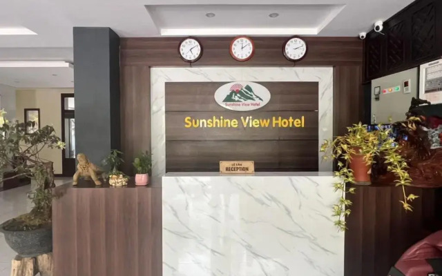 Sunshine View Hotel