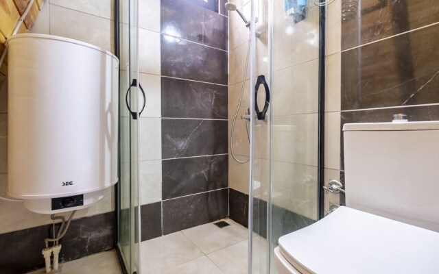 Enchanting Bungalow With Jacuzzi in Sapanca