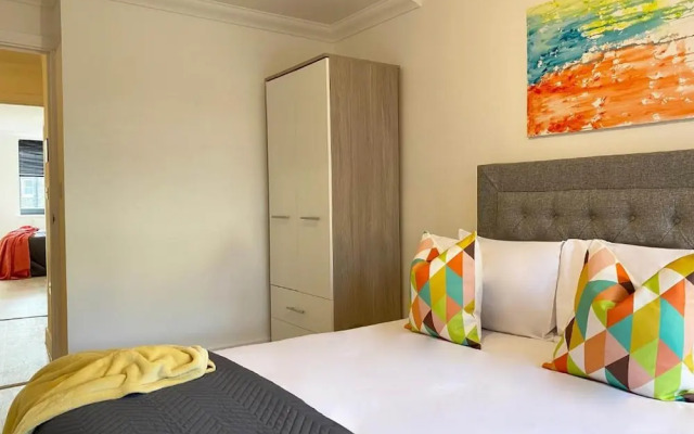 Modern Stylish 2 bedroom 2 Bath Apts.