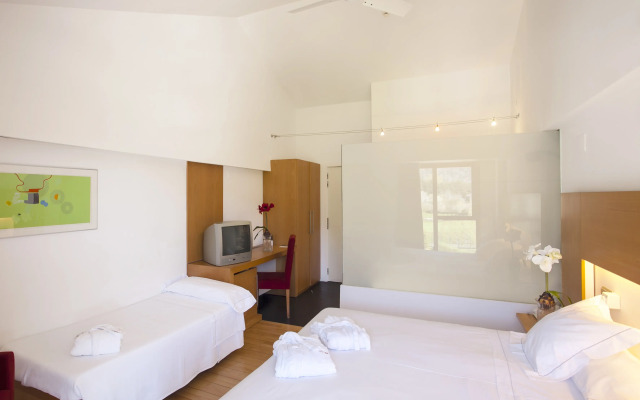 Tierra De Biescas Hotel