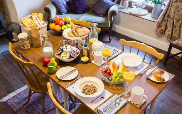Hutton House Bed and Breakfast