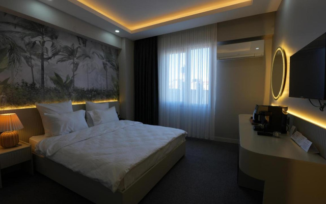 Cartier Luxury Otel