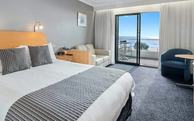 Beachfront Voyager Motor Inn