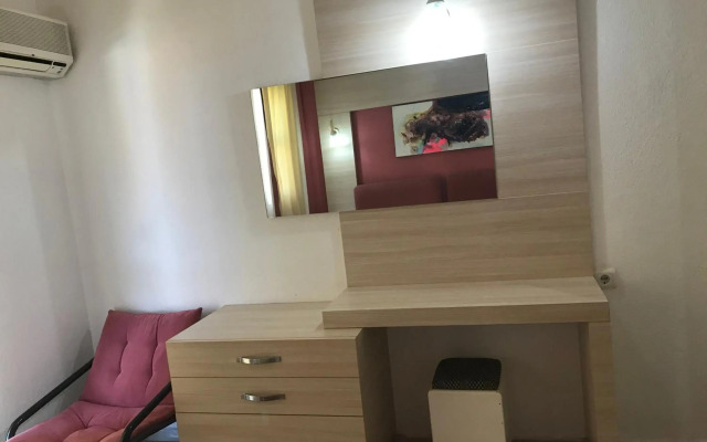 Ant Apart Hotel