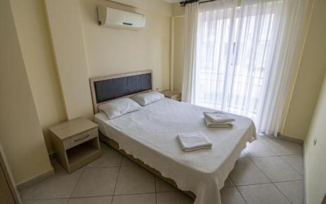 Sunset Beach Club Aqualettings mermaid 37