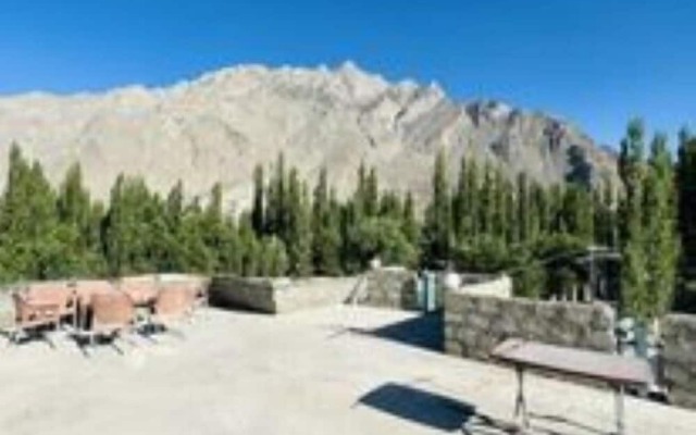 Al-Madina Hotel Skardu