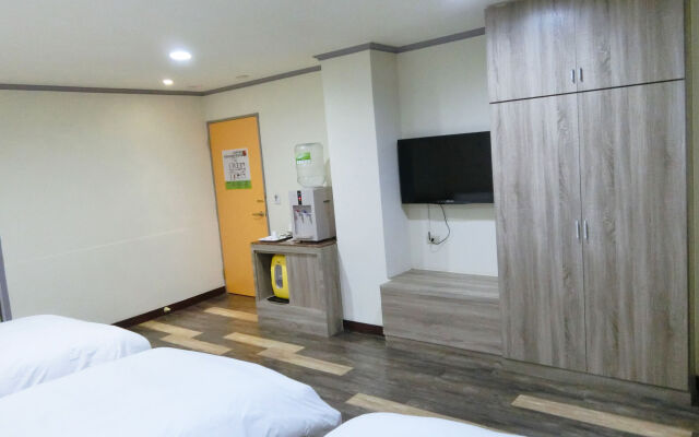 A22 Wei Lu Hotel