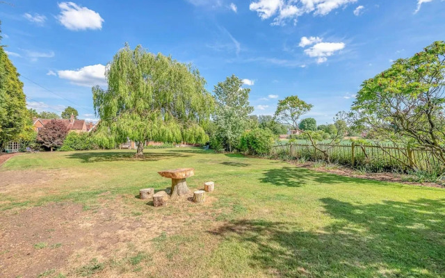 The School House - Luxury Home With Large Garden