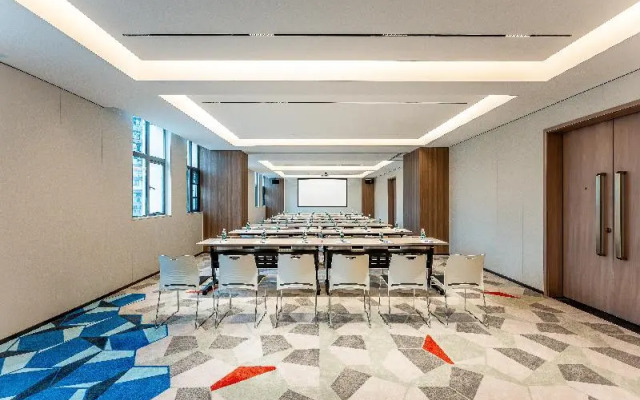 Holiday Inn Express Shangrao Railway Station