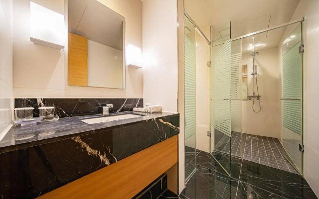 Hotel Biz Inn