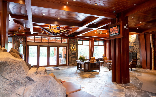 The Fox Hotel and Suites